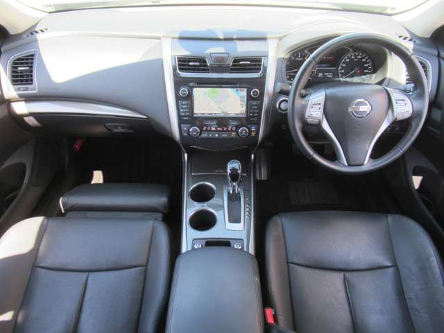 ティアナ2.5 XV ナビAVMパッケージ