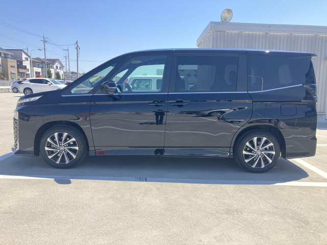 ヴォクシー1.8 ハイブリッド S-Z