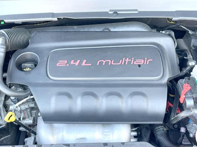 �����X�ł́A�e���[�J�[�̐�p�f�f�e�X�^�[�𓱓��B���Ǝ��i�����e�N�j�J���X�^�b�t���풓���Ă���܂��̂ŁA������̍ۂɂ����S���Ă����p���������܂��B