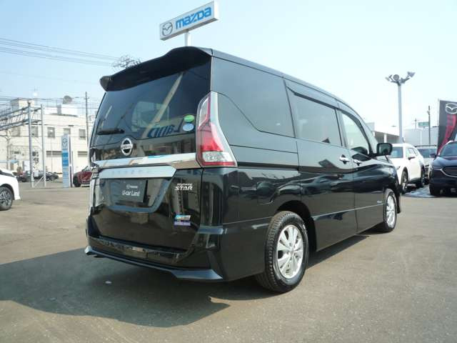 セレナ2.0 ハイウェイスター Vセレクション 4WD