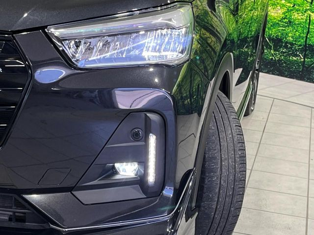 �yLED�w�b�h���C�g�z���V����ԑ��s�����ǍD�Ȏ��E���m�ۂ����S���ĉ^�]�ł��鍂�P�xLED�w�b�h���C�g�𑕔�!�_�����x�������A����d�͂��}�����Ă��܂��B