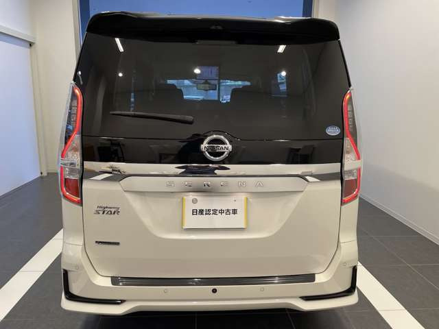 セレナ2.0 ハイウェイスターV