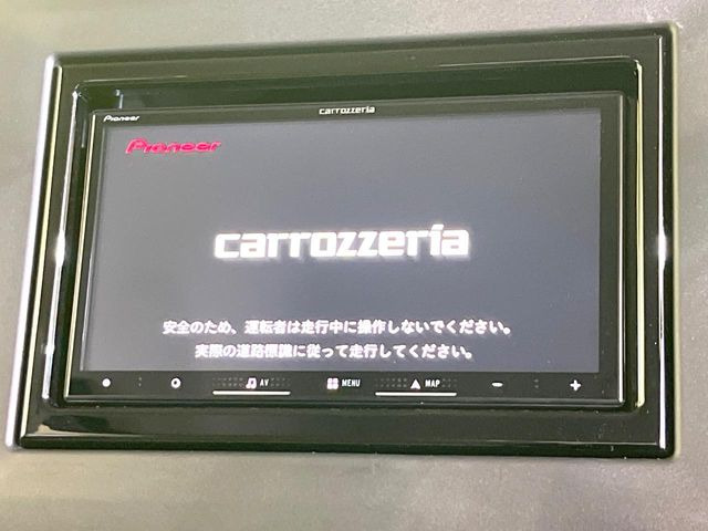 【ナビゲーション】目的地までしっかり案内してくれる使いやすいナビ。Bluetooth接続すればお持ちのスマホやMP3プレイヤーの音楽を再生可能!毎日の運転がさらに楽しくなります!!