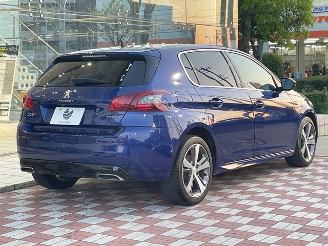 �������t�т̕ۏ؂̑��A���S�̍Œ�3�N�E���s�������ۏ�(�L��)�����p�ӁB�A���Ԃ����S���Ă��y���݂���������l�A�ۏؓ��e���[���͂������A�����_��&�I�C�������⃍�[�h�T�[�r�X���t�т��Ă���܂��B