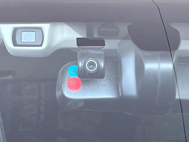 �y�h���C�u���R�[�_�[�z�h���C�u���R�[�_�[����!���s���͂������A������^�]�⎖�̂ɑ��������ہA�f���ŋL�^���A����̃��X�N�ɔ����܂��B���L�^�pSD�J�[�h�͂��q�l�����g�ł��������������K�v������܂��B