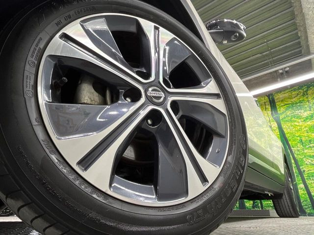 �y����17�C���`�A���~�z�C�[���z�O�ςɃ}�b�`���������A���~�z�C�[���𑕒����Ă���܂��B�e��ЊO�A���~�z�C�[����A�X�^�b�h���X�^�C�����戵�����Ă���܂��B���񂲑��k����������