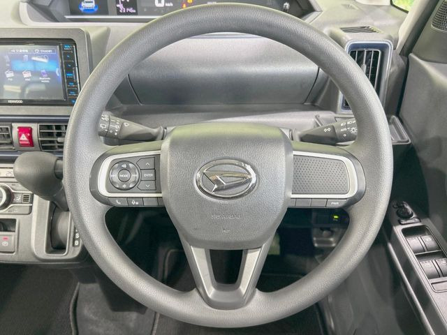 �y�X�e�A�����O�X�C�b�`�z�^�]���A�O������ڐ������炷���ƂȂ��A�I�[�f�B�I���̑��삪�\�ȕ֗��@�\!���S&���K�ȃh���C�u�����o���Ă���܂���