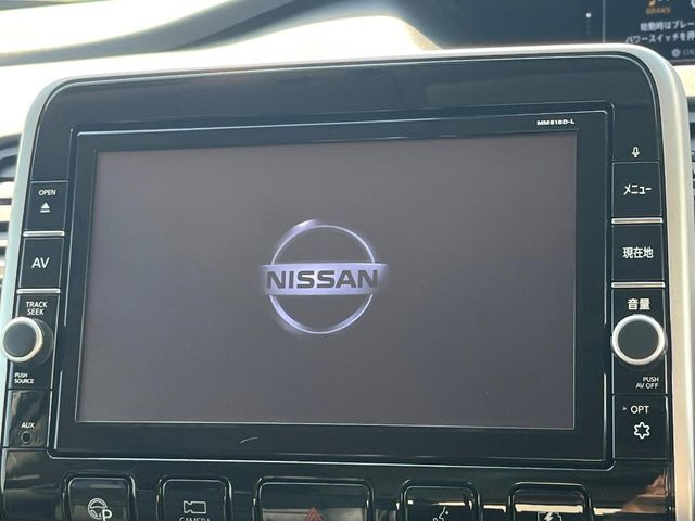 �y�����i�r�z�l�C�̏����i�r�𑕔����Ă���܂��B�i�r�̎g���₷���͂������A�I�[�f�B�I�@�\���[��!�L�����v�◷�s�͂������A�ʋ΂┃�����ȂǕ��i�̃h���C�u���y�����Ȃ�͂���