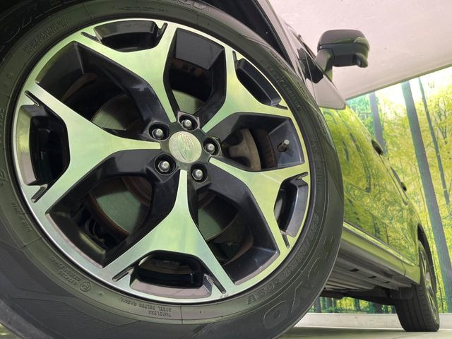 �y����18�C���`�A���~�z�C�[���z�O�ςɃ}�b�`���������A���~�z�C�[���𑕒����Ă���܂��B�e��ЊO�A���~�z�C�[����A�X�^�b�h���X�^�C�����戵�����Ă���܂��B���񂲑��k����������