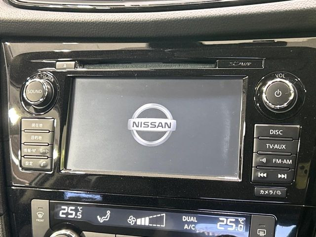 �y�����i�r�z�l�C�̏����i�r�𑕔����Ă���܂��B�i�r�̎g���₷���͂������A�I�[�f�B�I�@�\���[��!�L�����v�◷�s�͂������A�ʋ΂┃�����ȂǕ��i�̃h���C�u���y�����Ȃ�͂���