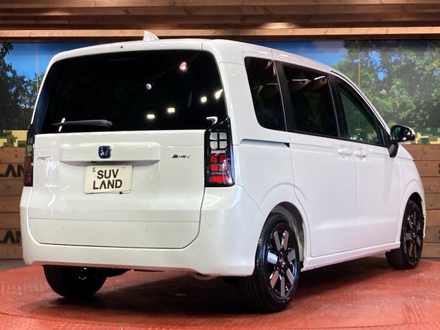 ☆全国のネクステージからお取り寄せが可能※!遠方の店舗に展示してあるクルマが気になる場合も、最寄りの店舗でご覧いただくことが可能です!是非私たちに要望をお聞かせください!※別途費用