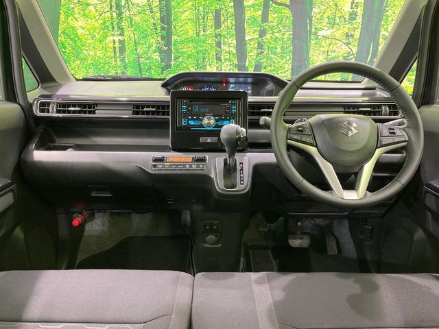 ワゴンRスティングレーハイブリッド(HYBRID) T