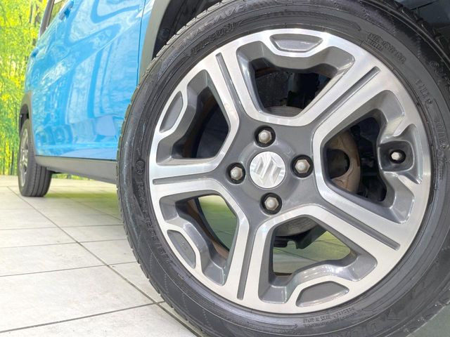 �y����15�C���`�A���~�z�C�[���z�O�ςɃ}�b�`���������A���~�z�C�[���𑕒����Ă���܂��B�e��ЊO�A���~�z�C�[����A�X�^�b�h���X�^�C�����戵�����Ă���܂��B���񂲑��k����������