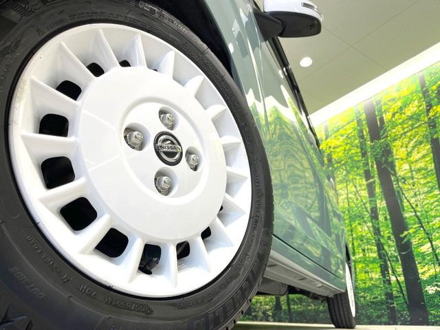 �y�O���[�h��p����14�C���`�A���~�z�C�[���z�f�U�C�����̍��������A���~�z�C�[���𑕒����Ă���܂��B�e��ЊO�A���~�z�C�[����A�X�^�b�h���X�^�C�����戵�����Ă���܂��B���񂲑��k����������