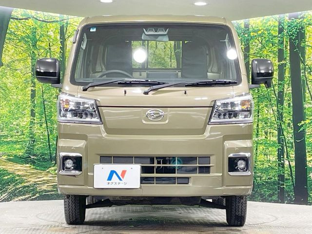 ���Ђł́A�S�ԁw�C�����Ȃ��x�̂��Ԃ̂ݎ�舵���Ă���܂��B��C�o�C���[�ɂ�錵�I�����d����̌�A���Ɍ�̎ԗ��`�F�b�N���s���A�l�N�X�e�[�W���F�肵�����i���Ȓ��ÎԂ����񋟂��Ă���܂��B