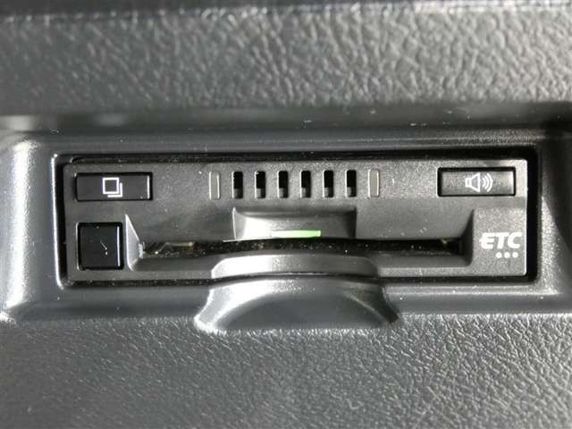 ヴィッツ1.5 ハイブリッド U