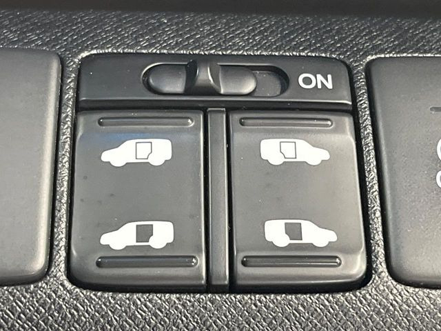 �y�����p���[�X���C�h�h�A�z�X�}�[�g�L�[��^�]�Ȃ̃X�C�b�`�Ō�ȗ����X���C�h�h�A�̊J���\���d��������͂����ăh�A���J����K�v�������A�����Ȃ��q�l�ł��ȒP�ɊJ���߂ł����K�ł���