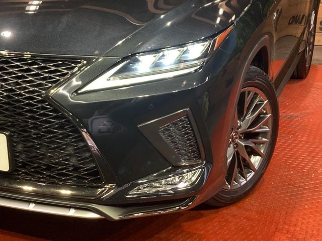 �yLED�w�b�h���C�g�z���V����ԑ��s�����ǍD�Ȏ��E���m�ۂ����S���ĉ^�]�ł��鍂�P�xLED�w�b�h���C�g�𑕔�!�_�����x�������A����d�͂��}�����Ă��܂��B