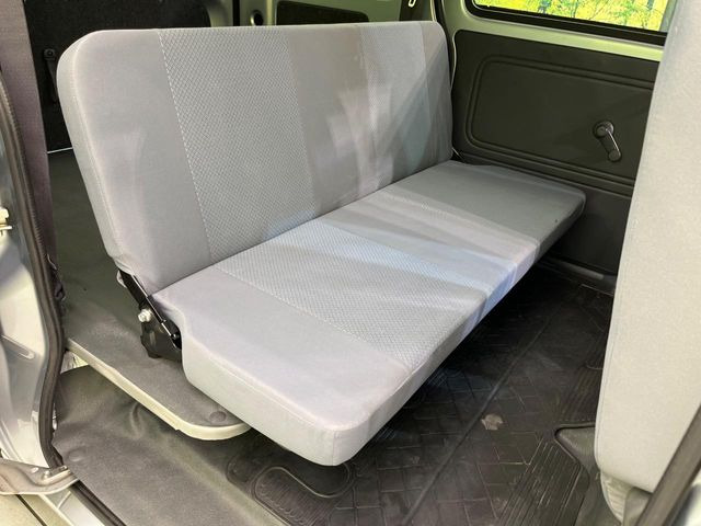 �L�X�Ƃ���2��ڃV�[�g�͋��Z���������A���S�n�����K!�F�B��Ƒ��Ƃ̂��o�����ɂ҂�����ł��B�x�r�[�V�[�g��`���C���h�V�[�g�g�p�������K�ɂ��߂�������������\���ȋ�Ԃ��m�ۂ��Ă��܂��B