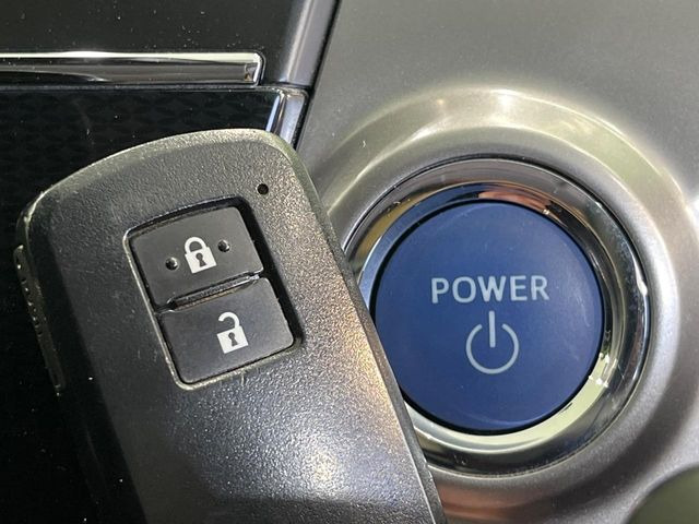 �y�X�}�[�g�L�[�z�J�o����|�P�b�g�ɓ��ꂽ�܂܂ł��h�A�̎{���E�������\�ȃX�}�[�g�L�[�𑕔��B�G���W���̃I���E�I�t�����J�M�����o���K�v����������Ƃ��Ă��֗��ł���