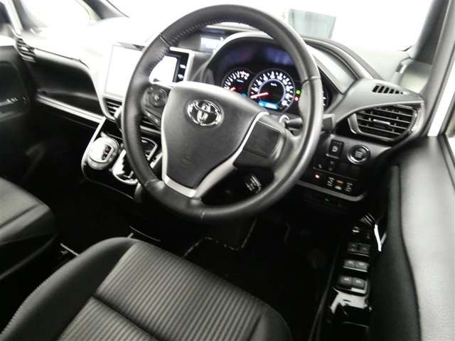 ヴォクシー2.0 ZS 煌II