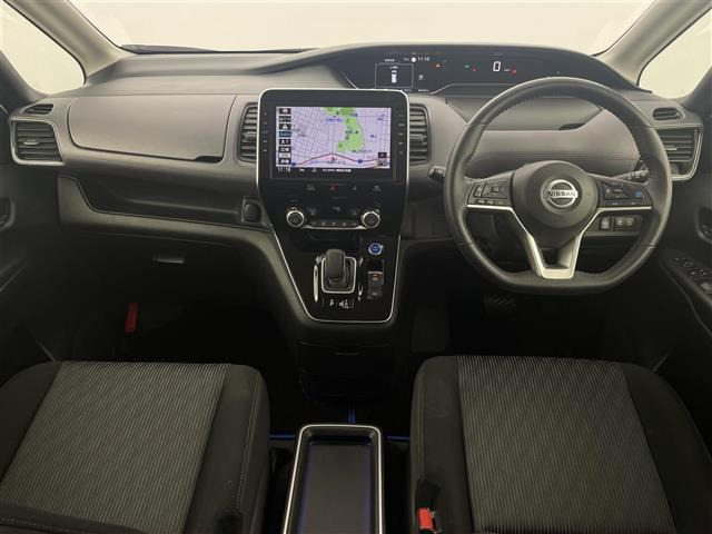 セレナ1.2 e-POWER ハイウェイスターV