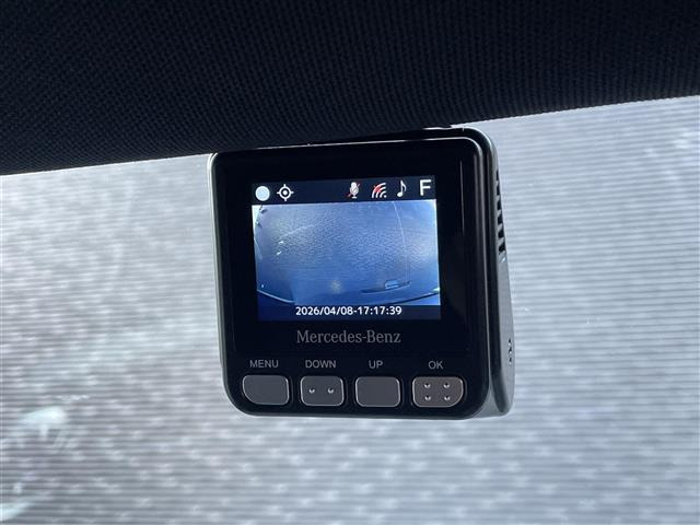 GLAクラスGLA200d 4マチック AMGライン 4WD