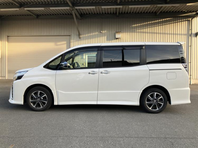 ヴォクシー2.0 ZS 煌II