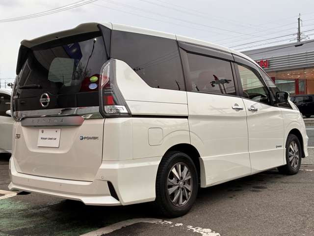 セレナ1.2 e-POWER ハイウェイスターV