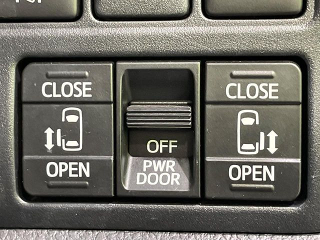 エスクァイアハイブリッド1.8 Gi