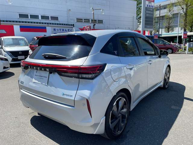 ノートオーラ1.2 G レザーエディション