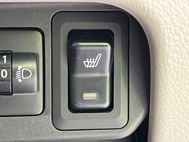 �y�V�[�g�q�[�^�[�z�������ɏd�󂷂�V�[�g�q�[�^�[!�G�A�R����葁�����܂��Ă����̂Ŋ�����̐l�����S�ł��ˁ�G�A�R���̉����͊������邩����A�Ƃ������ɂ����������߂ł��B