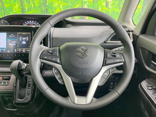 �y�����v�����X�e�A�����O�z�㎿�Ȋv���g�p���邱�ƂŁA��ɂ����������݂ƂĂ��^�]���₷���n���h���ł���