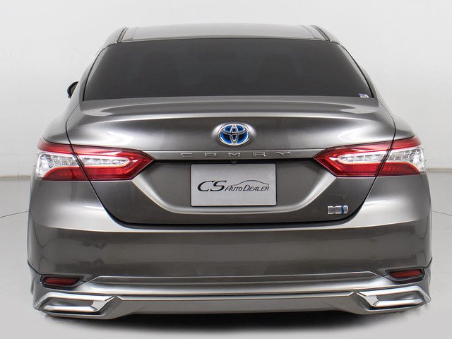 フルエアロが装着されています!お好みはいかがですか?今付いているデザイン以外にも、各ブランドのエアロを格安にてお取付け出来ます!又、エアロを外してノーマル状態にする事も出来ます!!