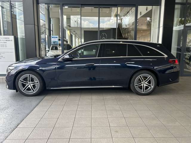 EクラスワゴンE220d アバンギャルド AMGラインパッケージ (ISG)
