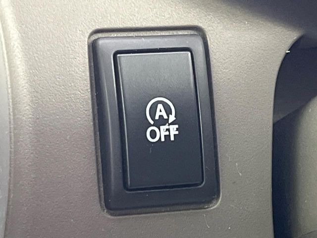 �y�A�C�h�����O�X�g�b�v�z�ԐM����a�؂Œ�Ԃ����ۂɃG���W�����~���A���ʂȔR���̏����}���܂��B�R��������ی�ɂȂ���@�\��G���W���̓u���[�L�𗣂��΍Ďn�����܂��B