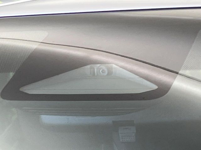 �y�g���^�Z�[�t�e�B�Z���X�z���s���ɑO���̎ԗ�����F�����A�Փ˂������Ȏ��͌x��ƃu���[�L�ŏՓˉ���Ɣ�Q�y�����A�V�X�g�B�����S�Ƀh���C�u�����y���݂��������܂��B