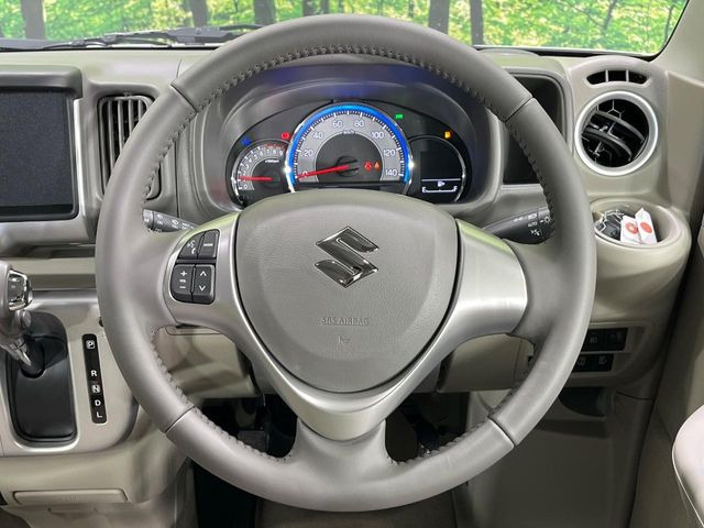 �y�����v�����X�e�A�����O�z�㎿�Ȋv���g�p���邱�ƂŁA��ɂ����������݂ƂĂ��^�]���₷���n���h���ł���