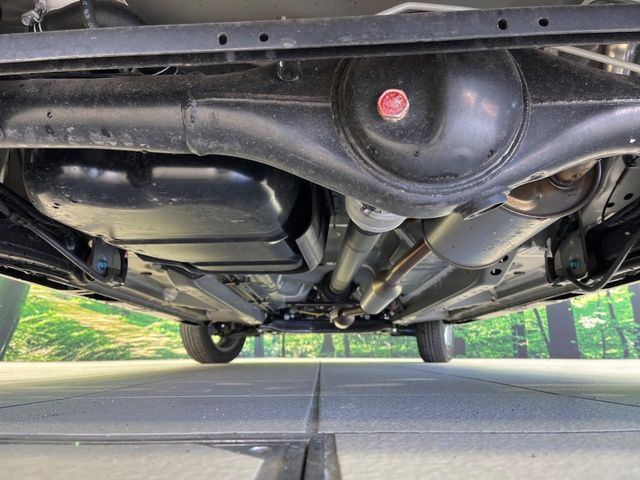 下回りがきれいなうちに、防錆加工の施工がオススメ。降雪地域はもちろん、沿岸部にお住いの方や、趣味でマリン・ウィンタースポーツをされる方にご好評いただいております。