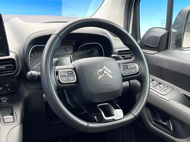 ���n���h�����̃X�������Ȃ��A���ꂢ�ȏ�Ԃ��ێ����Ă���܂��B�e�X�C�b�`���̓�����m�F�ς݂ł��B