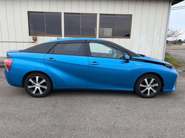 MIRAIベースモデル