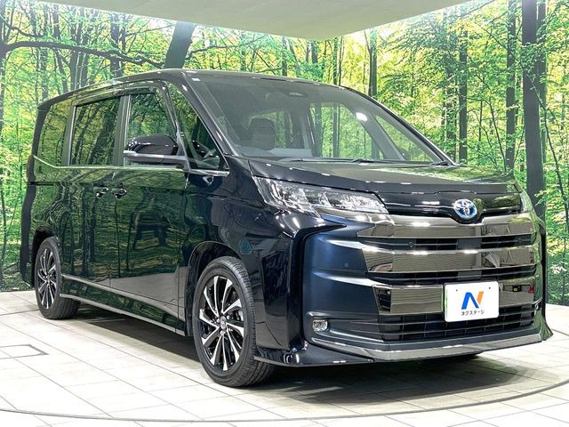 高透明度のガラス皮膜で撥水はもちろん、上質なツヤ・光沢を実現。紫外線や酸性雨から大切な愛車を保護し、色あせ・劣化を防止。「弾スプラッシュコート」、「弾プリミッサコート」からお選びいただけます。