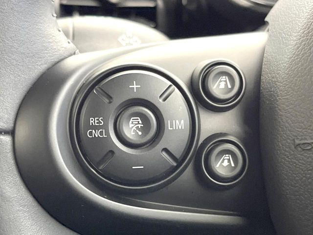 ���A�N�e�B�u�N���[�Y�R���g���[��:�O�̎ԂƂ̎Ԋԋ��������ɂƂ�A��葬�x�Ŏ������s���Ă���鎟����̃N���[�Y�R���g���[��!��ɍ������H�⎩���Ԑ�p���H�Ŏg�p����֗��ȋ@�\�ł�!