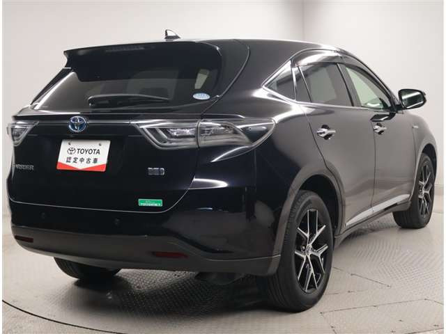 ハリアー2.5 ハイブリッド E-Four プレミアム アドバンスドパッケージ スタイルアッシュ 4WD