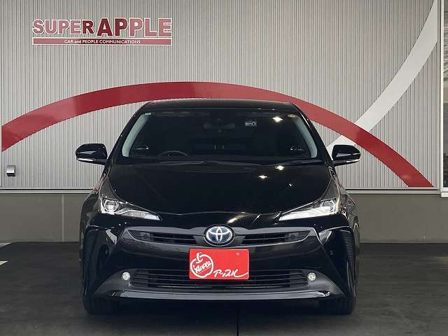 プリウス1.8 S E-Four 4WD