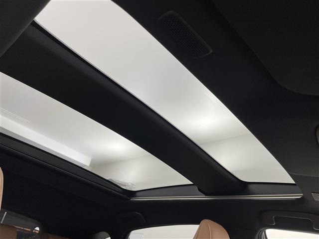 クラウンスポーツ2.5 Z E-Four 4WD