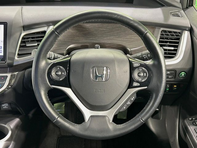 �y�����v�����X�e�A�����O�z�㎿�Ȋv���g�p���邱�ƂŁA��ɂ����������݂ƂĂ��^�]���₷���n���h���ł���