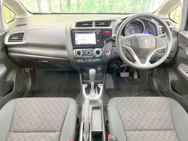 フィット1.3 13G Fパッケージ