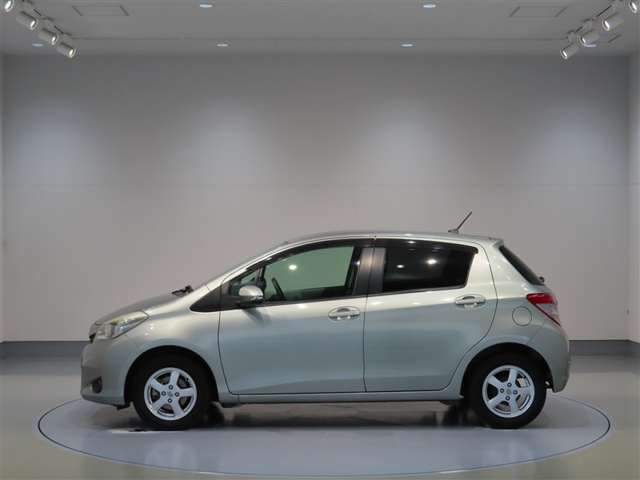 ヴィッツ1.3 F
