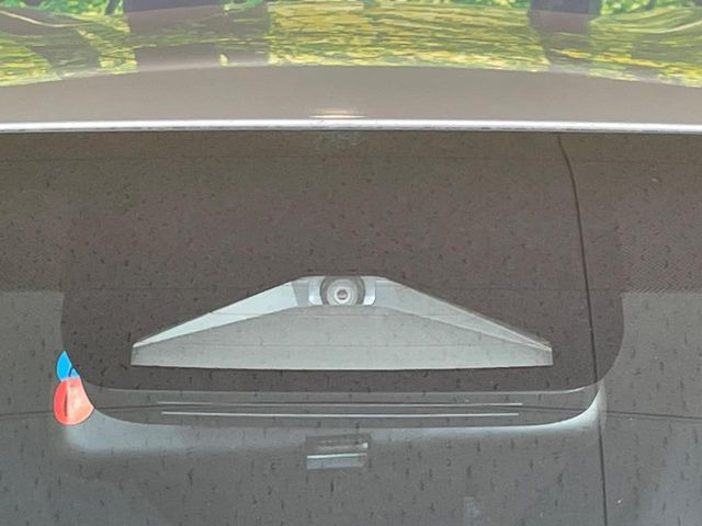 ヤリス1.5 ハイブリッド X